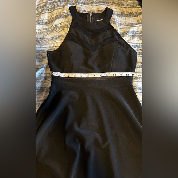 Le Chateau Black Midi Dress Size XS sleeveless - Picture 9 of 10